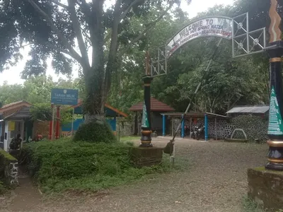 Pemandian Air Panas Ngunut