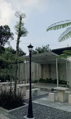 Soewatu resto & cafe - Foto 3